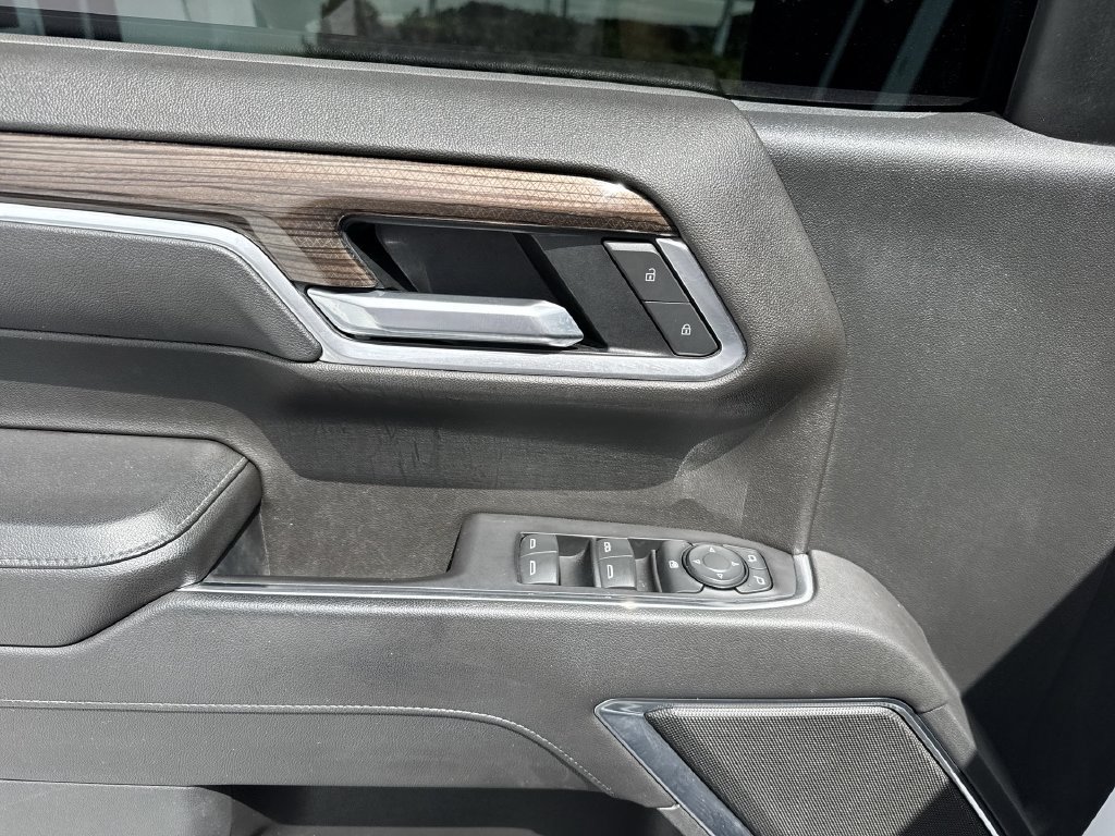 Used 2022 Chevrolet Silverado 1500 LT RWD image 39