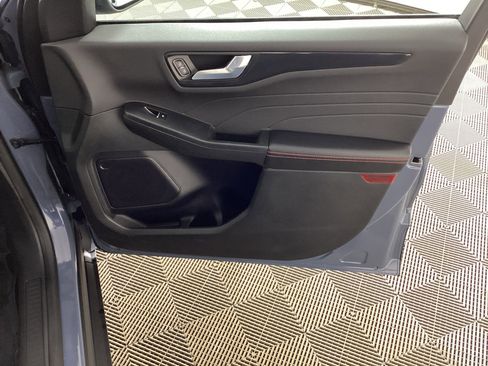 Used 2024 Ford Escape ST-Line w/ Tech Pack #1 image 4