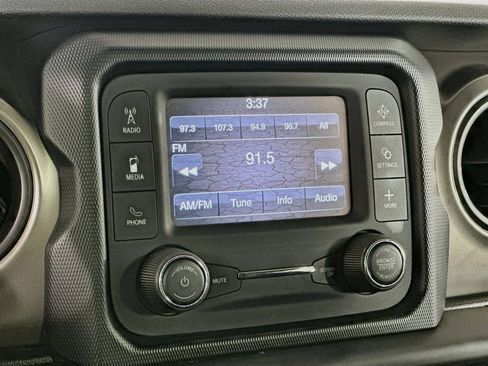 Used 2019 Jeep Wrangler Unlimited Sport S AWD/4WD image 21