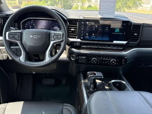 New 2026 Chevrolet Silverado 1500 RST AWD/4WD image 2