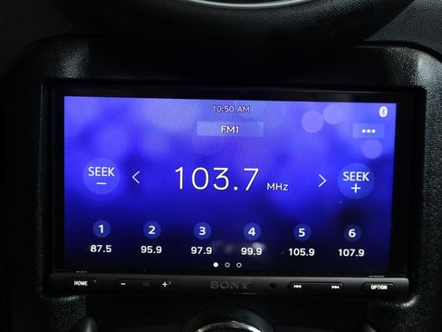 Used 2011 MINI Cooper Hardtop FWD image 32