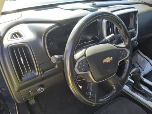 Used 2020 Chevrolet Colorado LT w/ LT Convenience Package RWD image 6