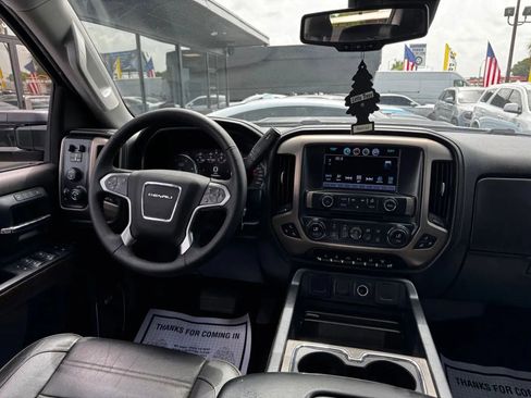 Used 2018 GMC Sierra 3500 Denali w/ Duramax Plus Package image 17
