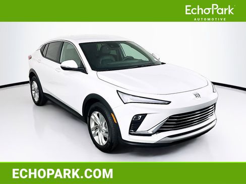 Used 2025 Buick Envista Preferred image 1