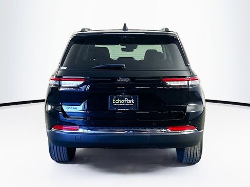 Used 2023 Jeep Grand Cherokee 4WD 4xe w/ Luxury Tech Group II image 7