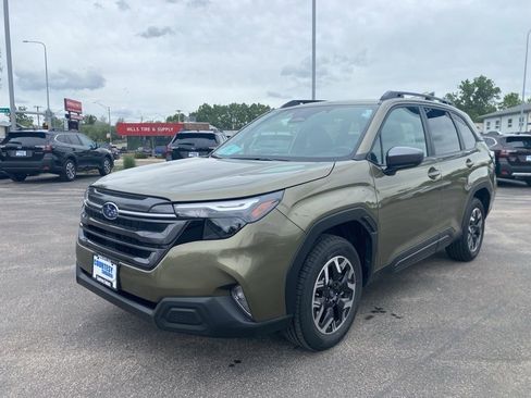 Certified 2026 Subaru Forester Premium AWD/4WD image 3