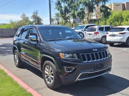 Used 2015 Jeep Grand Cherokee Limited image 2