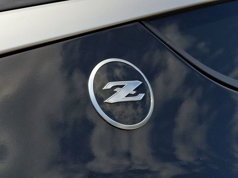 Used 2024 Nissan Z Performance w/ Floor Mat Package RWD image 38