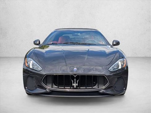 Used 2018 Maserati GranTurismo MC image 2