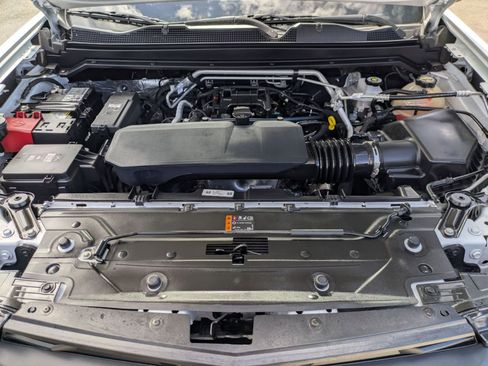 Used 2024 Chevrolet Colorado W/T RWD image 29