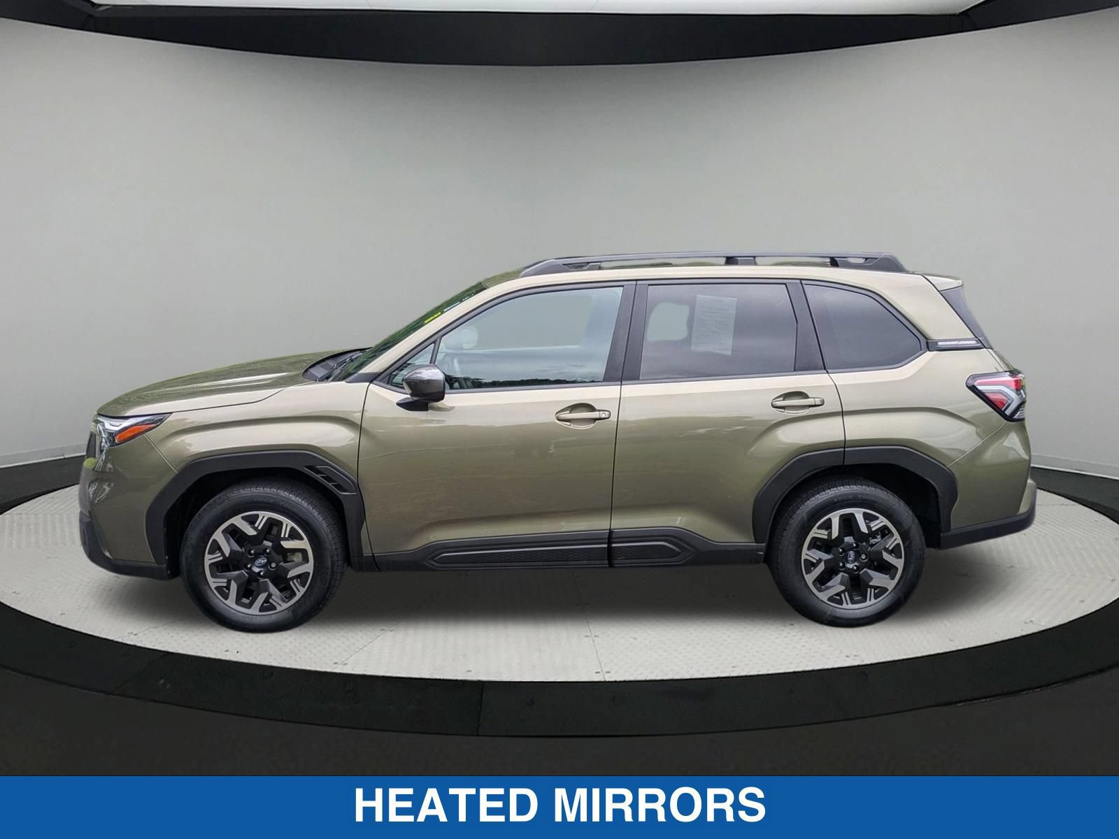 Certified 2025 Subaru Forester Premium AWD/4WD image 7