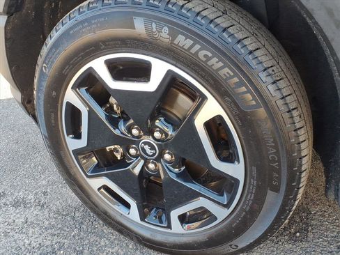 Used 2024 Ford Bronco Sport Outer Banks w/ Tech Package image 9