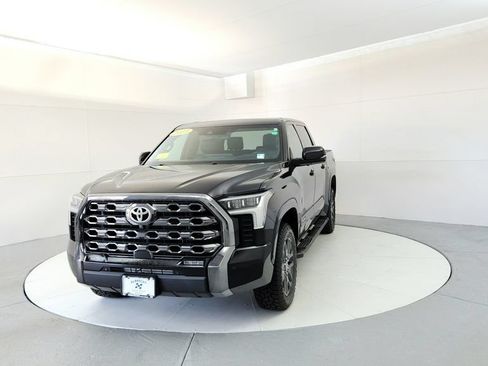 Used 2023 Toyota Tundra Platinum AWD/4WD image 2
