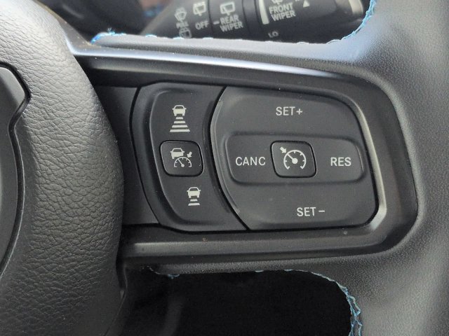 Used 2024 Jeep Wrangler Unlimited Rubicon 4xe w/ Convenience Group AWD/4WD image 27