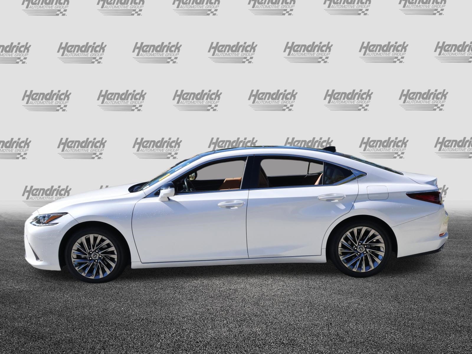 Used 2025 Lexus ES 350 w/ Technology Package FWD image 6