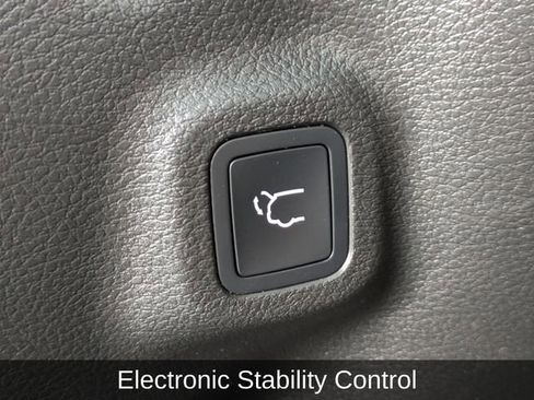 Used 2022 Jeep Compass Latitude w/ Convenience Group image 16