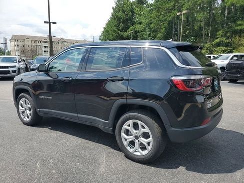 New 2025 Jeep Compass Sport image 4