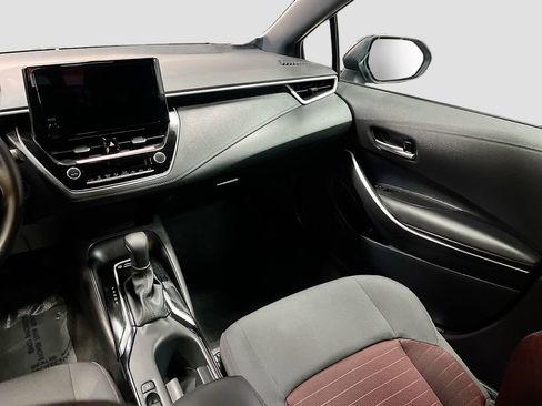 Used 2025 Toyota Corolla SE image 22