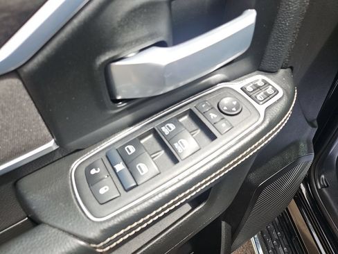 Used 2024 RAM 2500 Big Horn w/ Bed Utility Group AWD/4WD image 10