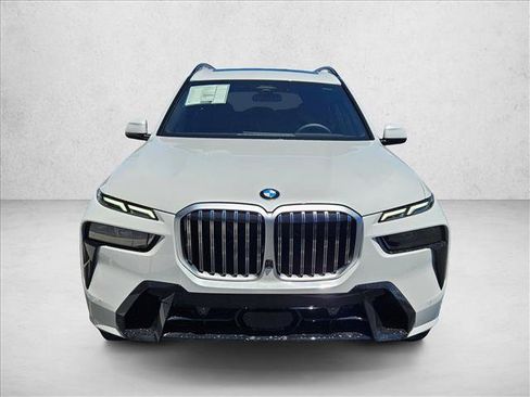 New 2027 BMW X7 xDrive40i w/ M Sport Package AWD/4WD image 6