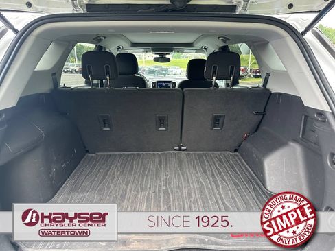 Used 2020 GMC Terrain SLE w/ Driver Convenience Package AWD/4WD image 14