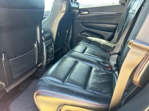 Used 2020 Jeep Grand Cherokee Trailhawk w/ Trailhawk Luxury Group AWD/4WD image 14