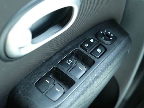 Used 2016 Kia Soul FWD image 24