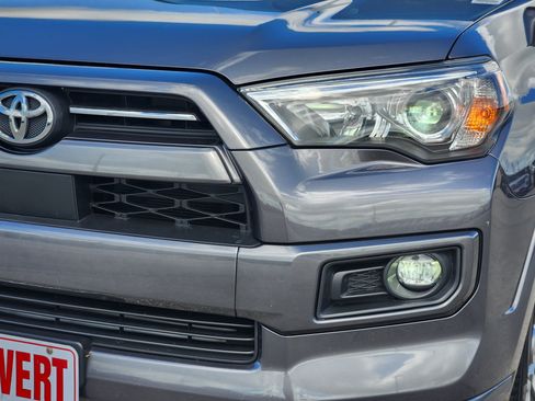 Used 2023 Toyota 4Runner TRD Sport AWD/4WD image 8