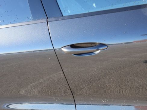 New 2026 Porsche Macan image 16