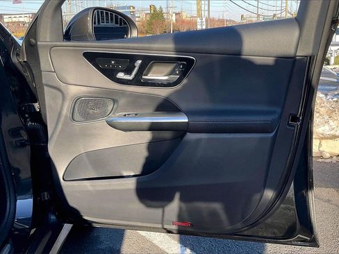 Used 2026 Mercedes-Benz GLC 300 4MATIC image 16