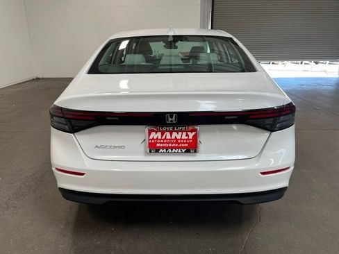 Used 2023 Honda Accord EX image 4