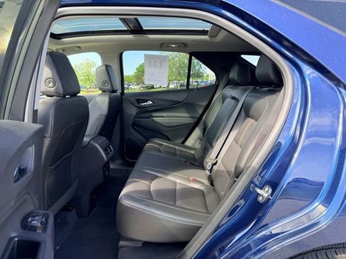 Used 2022 Chevrolet Equinox Premier AWD/4WD image 8