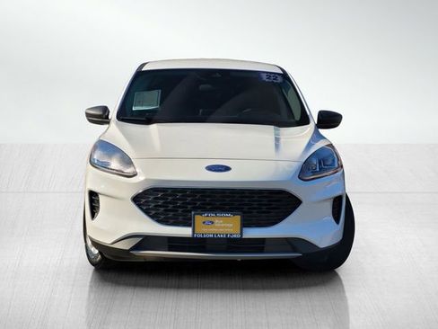 Certified 2022 Ford Escape SE image 2