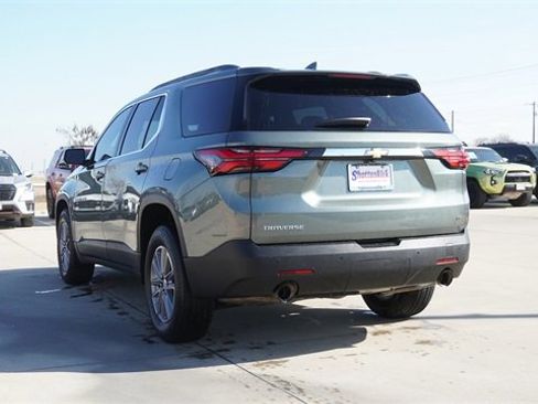 Used 2022 Chevrolet Traverse LT w/ LPO, Cargo Package image 7
