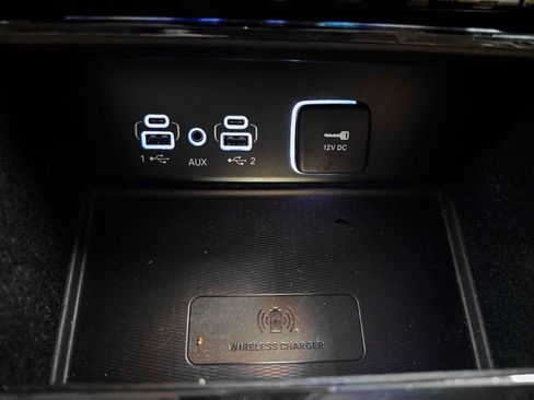 Used 2022 Jeep Grand Cherokee Limited w/ Luxury Tech Group II image 37