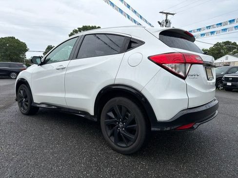 Used 2021 Honda HR-V Sport image 5