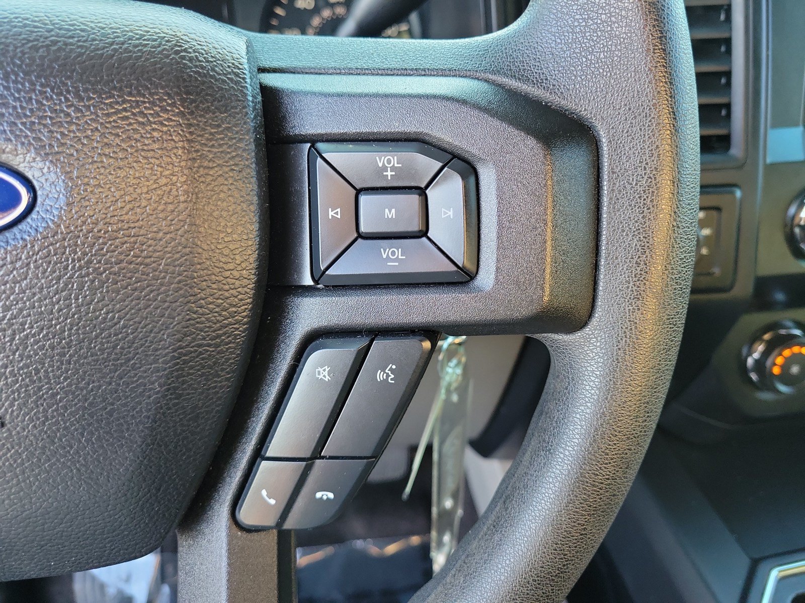 Used 2019 Ford F150 XL w/ Equipment Group 101A Mid AWD/4WD image 19