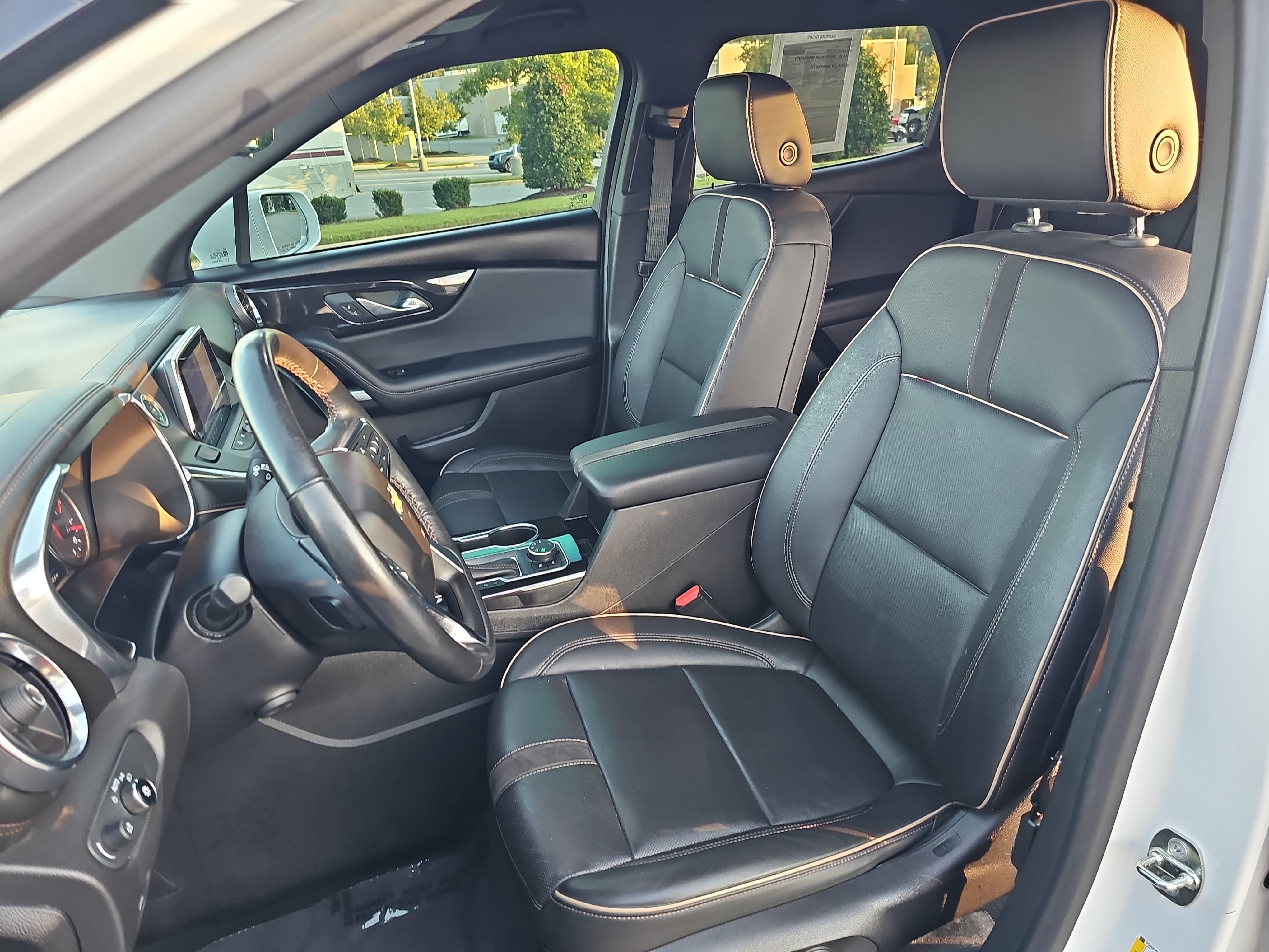 Used 2019 Chevrolet Blazer Premier w/ Driver Confidence II Package AWD/4WD image 16
