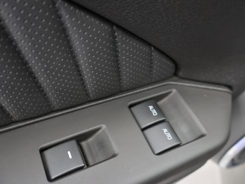 Used 2013 Ford Mustang Shelby GT500 image 33