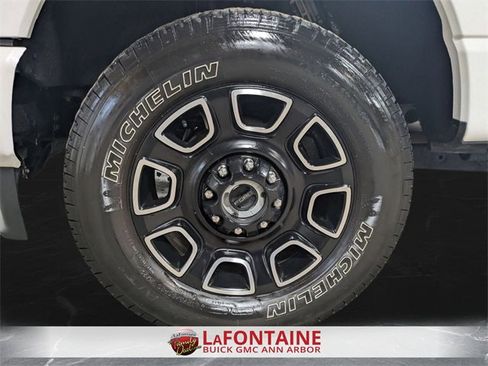Used 2023 Ford F250 Platinum w/ FX4 Off-Road Package image 31