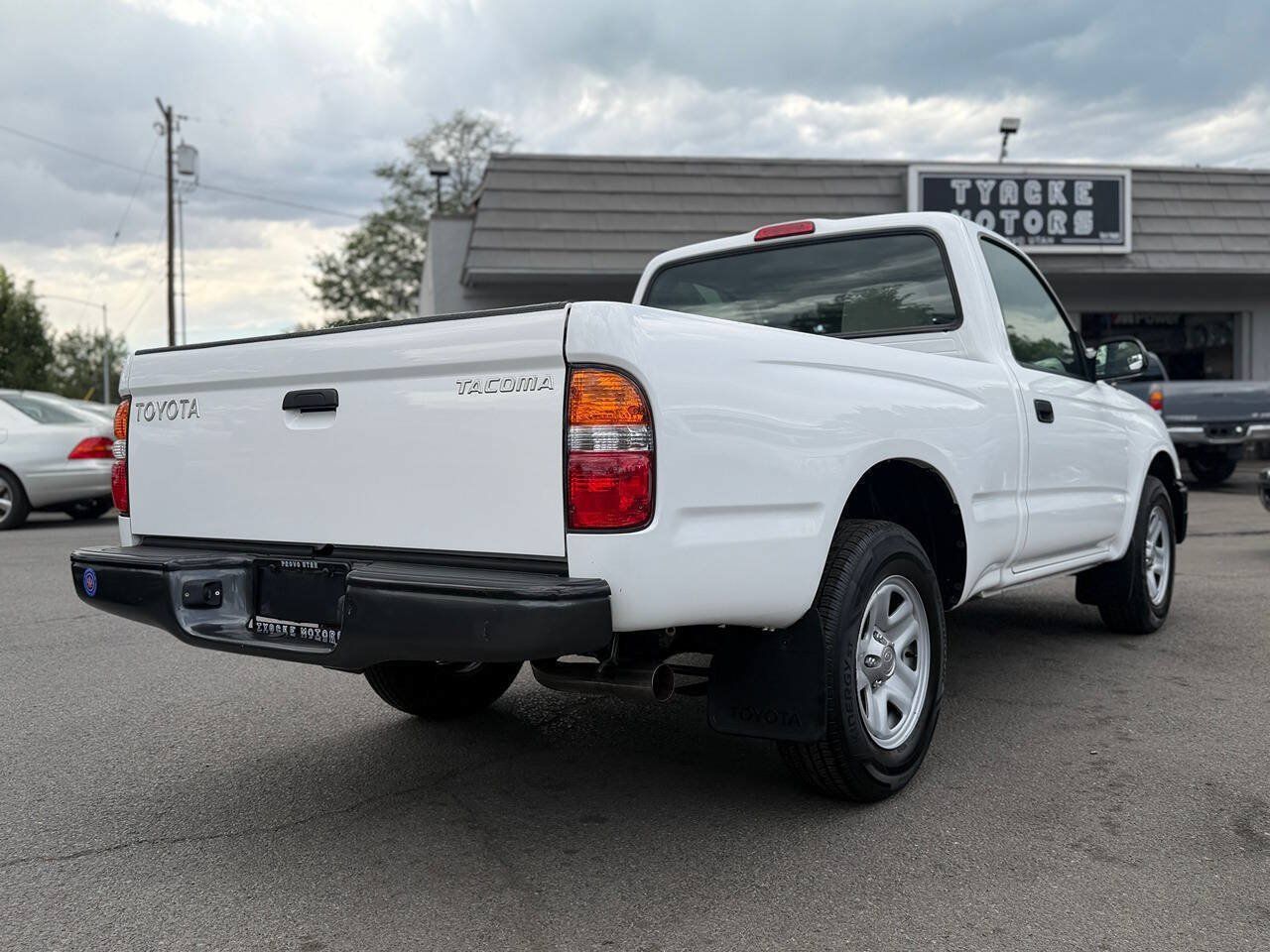 Used 2004 Toyota Tacoma 2WD Regular Cab w/ Enhancement Pkg image 98