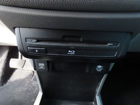 Used 2018 Honda Odyssey Elite image 29