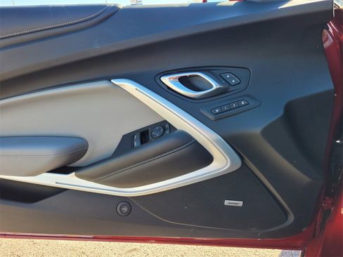 Used 2017 Chevrolet Camaro SS image 22