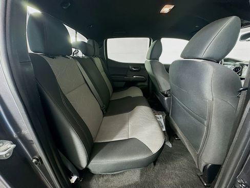 Used 2023 Toyota Tacoma TRD Off-Road image 25