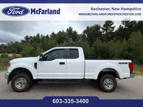 Used 2022 Ford F250 XL w/ Power Equipment Group AWD/4WD image 1