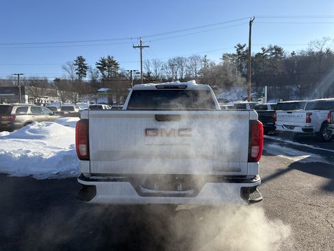 Used 2024 GMC Sierra 1500 Elevation image 7