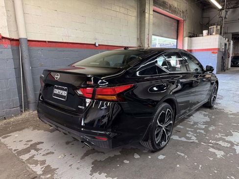 Used 2024 Nissan Altima 2.5 SR w/ SR Premium Package AWD/4WD image 18