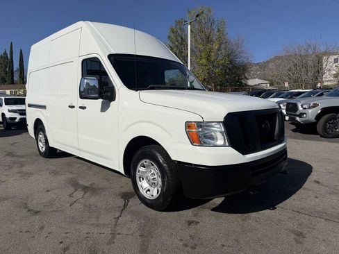 Used 2019 Nissan NV 2500 SV image 1