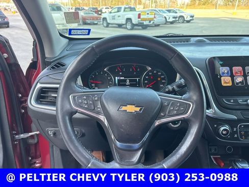 Used 2018 Chevrolet Equinox Premier image 14
