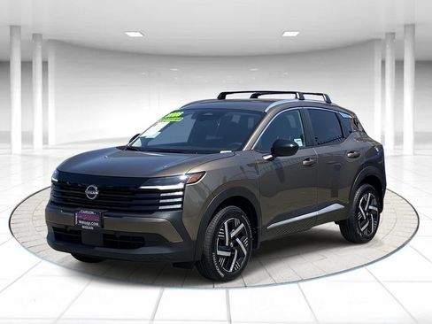 Certified 2026 Nissan Kicks SV w/ Cold Weather Package FWD image 1